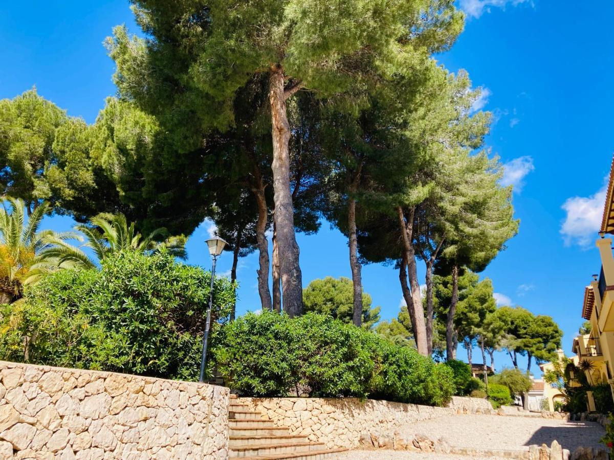 Apartamento Con Terraza En Complejo Con 2 Piscinas Lejlighed Moraira Eksteriør billede