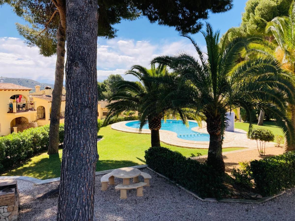 Apartamento Con Terraza En Complejo Con 2 Piscinas Lejlighed Moraira Eksteriør billede