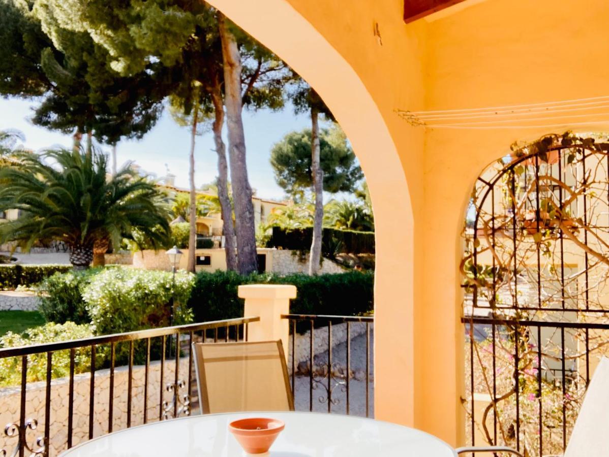 Apartamento Con Terraza En Complejo Con 2 Piscinas Lejlighed Moraira Eksteriør billede